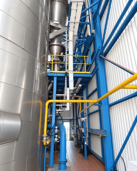 Cyclone and piping of an acid regeneration plant